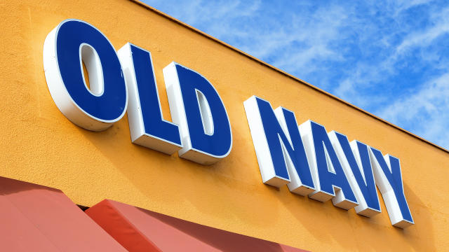 How To Pay Your Old Navy Credit Card Bill | GOBankingRates