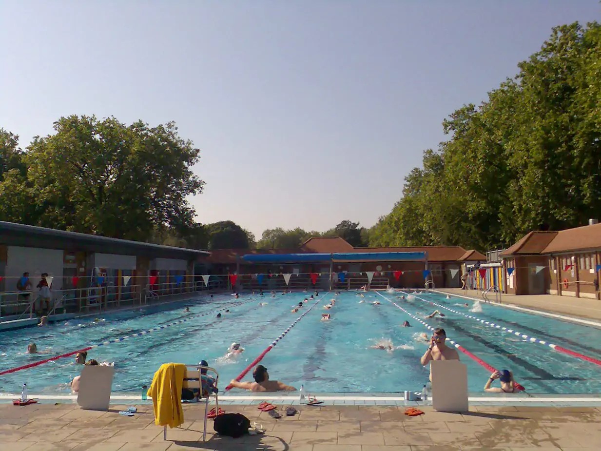 London's Best Lidos, Outdoor Pools and Swimming Ponds | Londonist