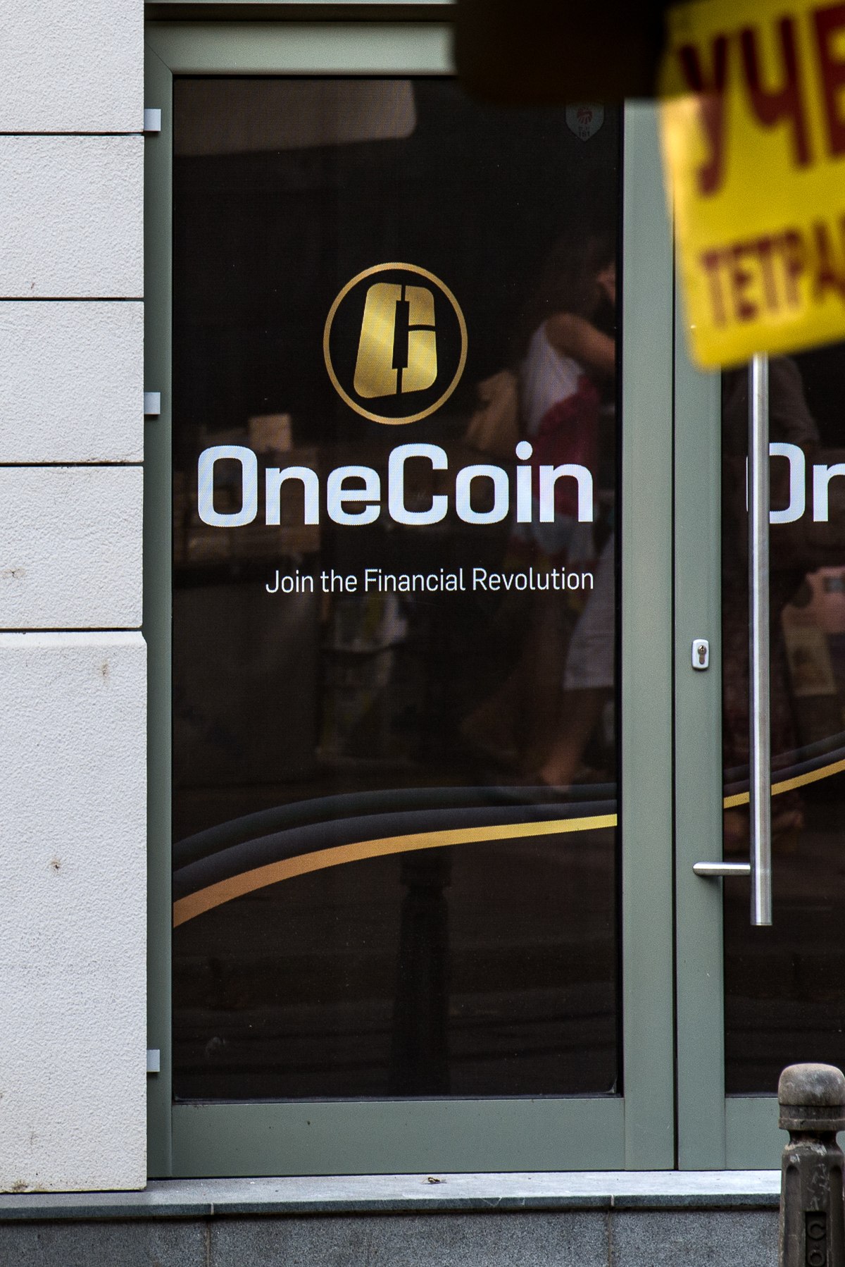 The OneCoin Ponzi wall of shame