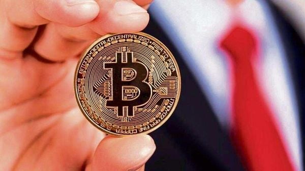 Almost no one uses Bitcoin as currency, new data proves. It’s actually more like gambling