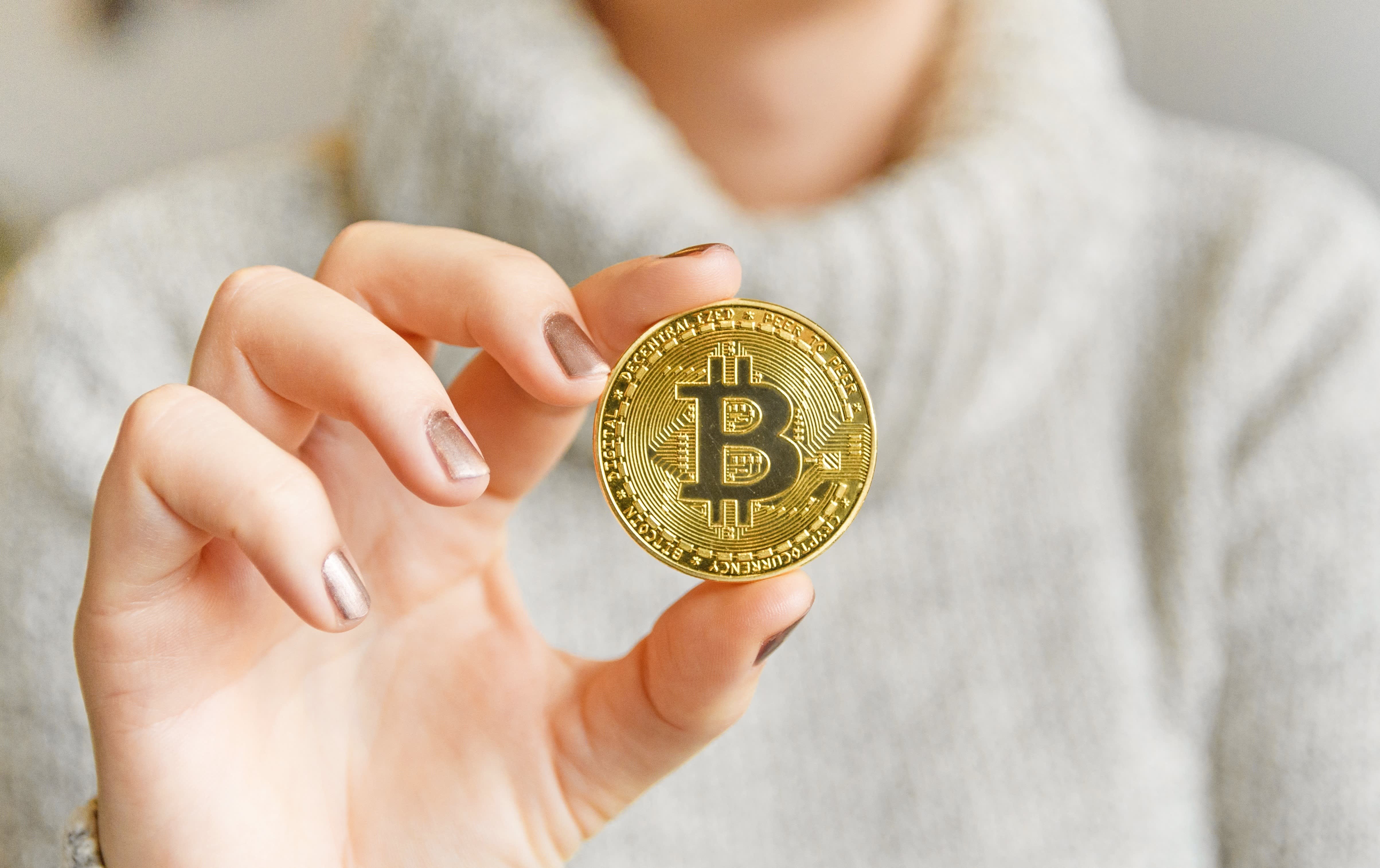 Bitcoin USD (BTC-USD) price history & historical data – Yahoo Finance