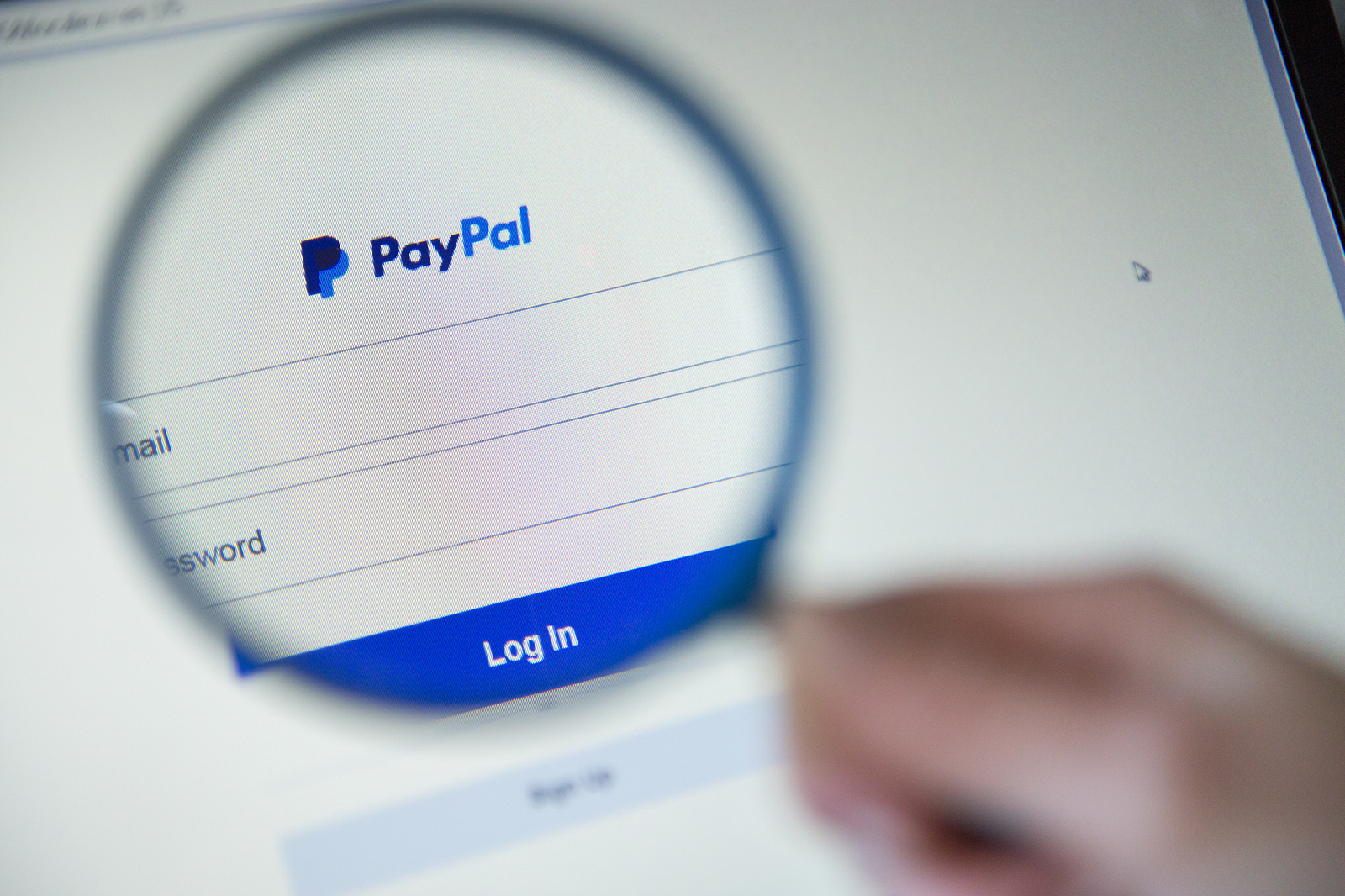 PayPal hacking: How I could have stolen money from my friend's PayPal