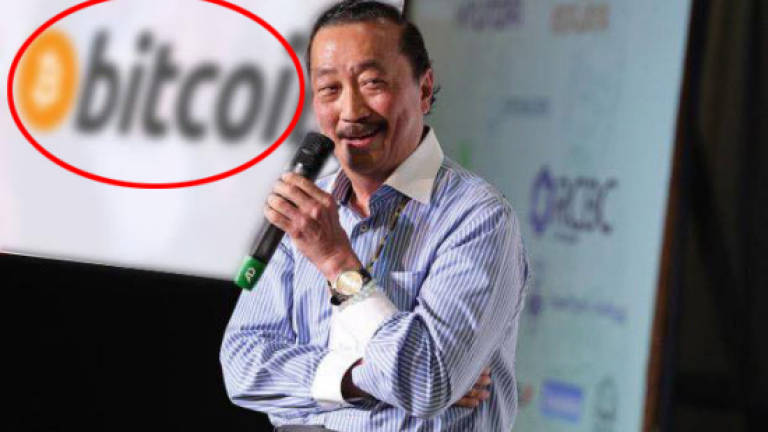 Vincent Tan lodges report with MCMC over online scam using his name | The Star