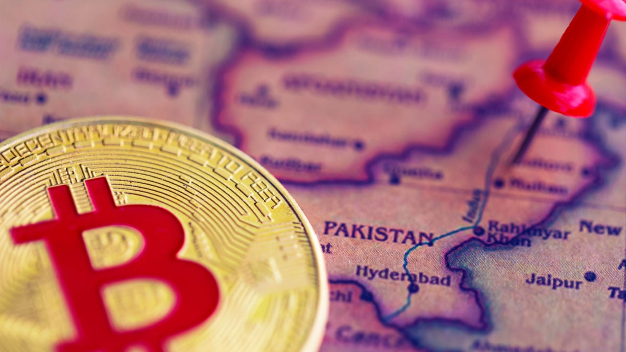 Pakistan decides to suspend online cryptocurrency services | Pakistan Today