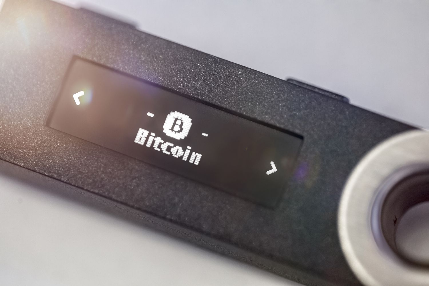 Holding Bitcoin? Here's How to Keep Your Crypto Safe - CNET Money
