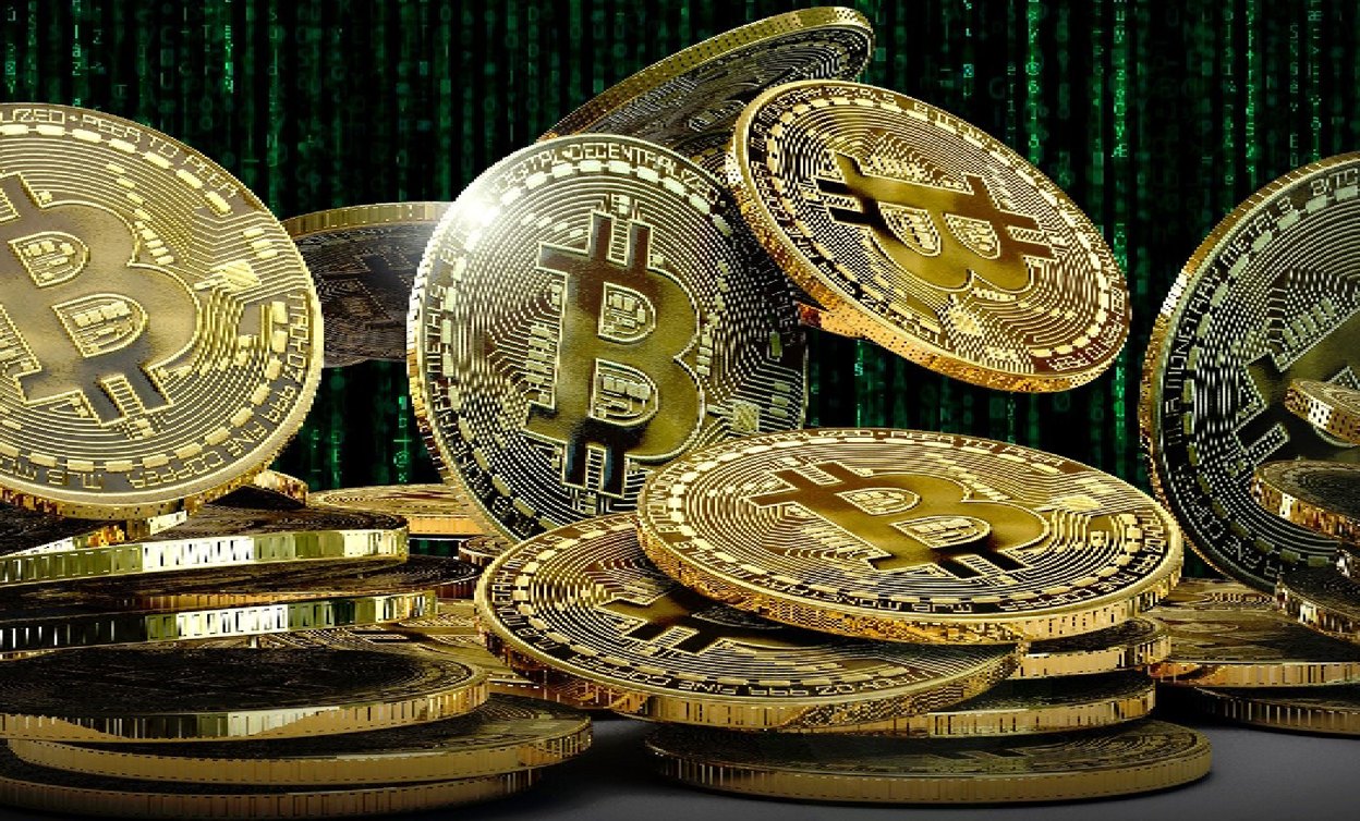 Bitcoin to hit ₹1 crore by , % up: Analysts | Mint