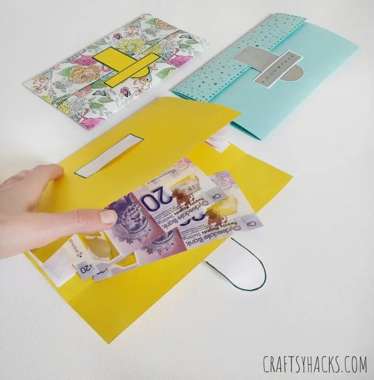 How to Make a magic wallet out of paper « Papercraft :: WonderHowTo