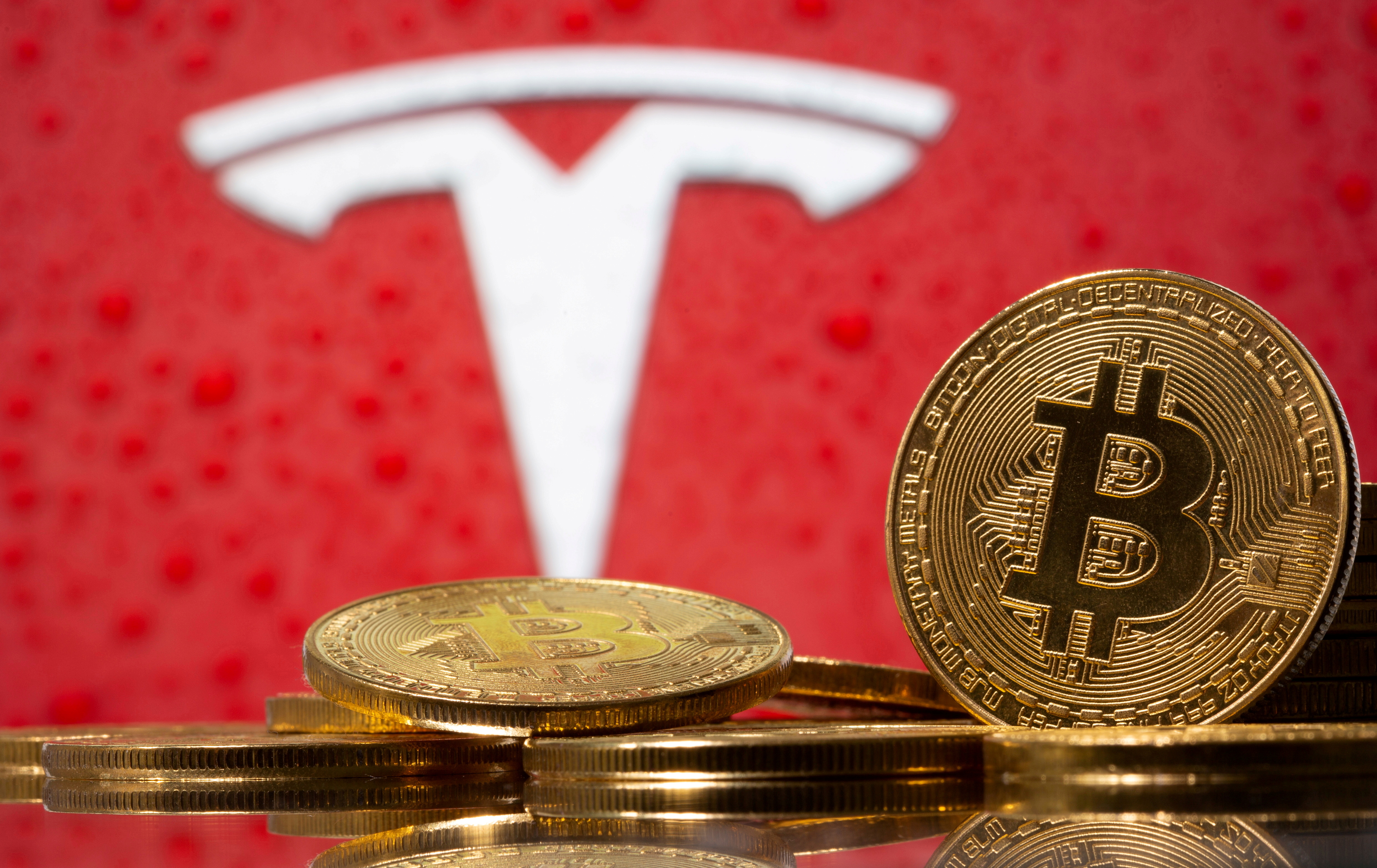 Tesla’s bitcoin holdings suffered a $ million net loss last year - The Verge