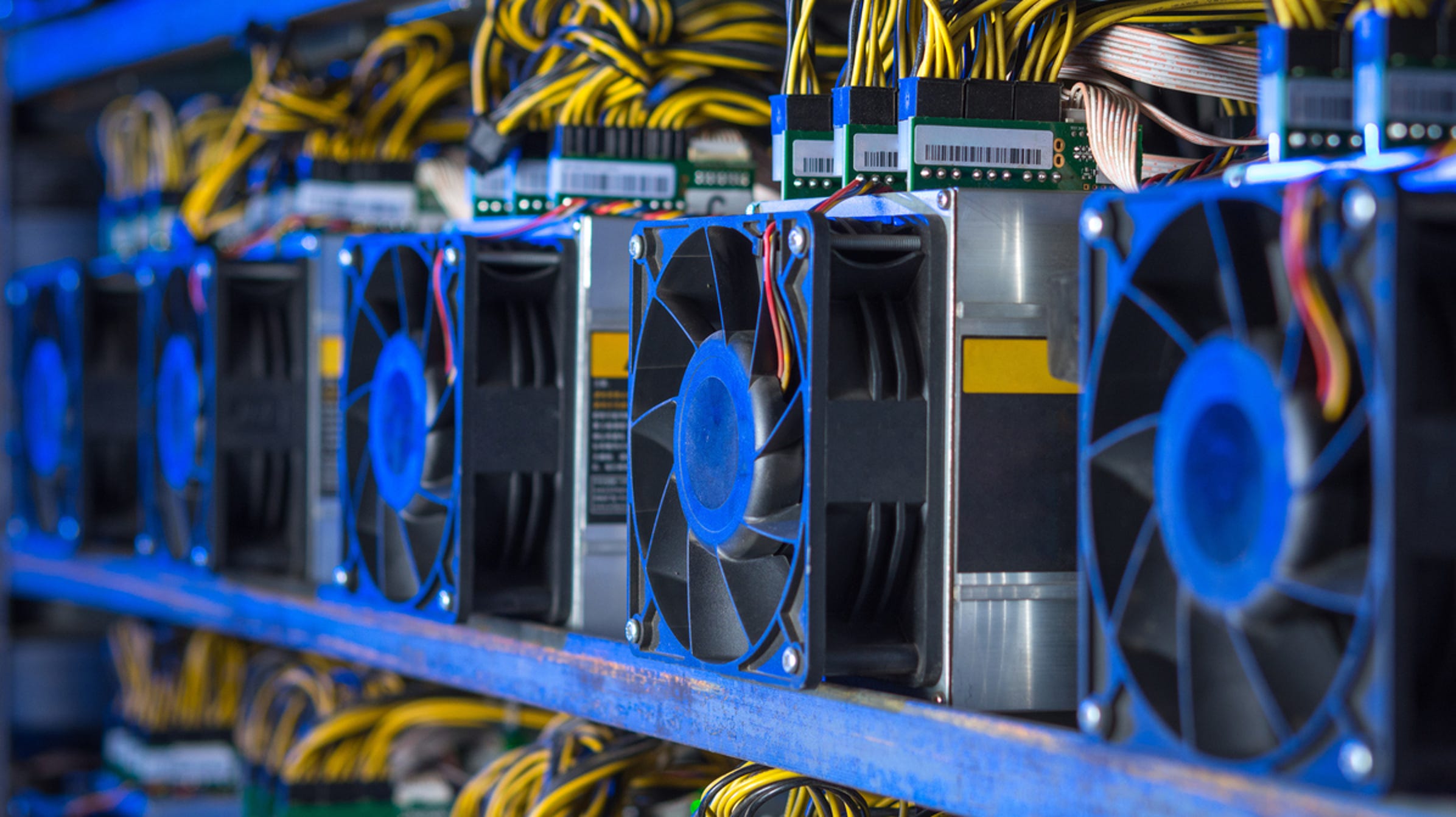 Buy ASIC Miner: Find the Best ASIC Miners for Sale - CryptoMinerBros