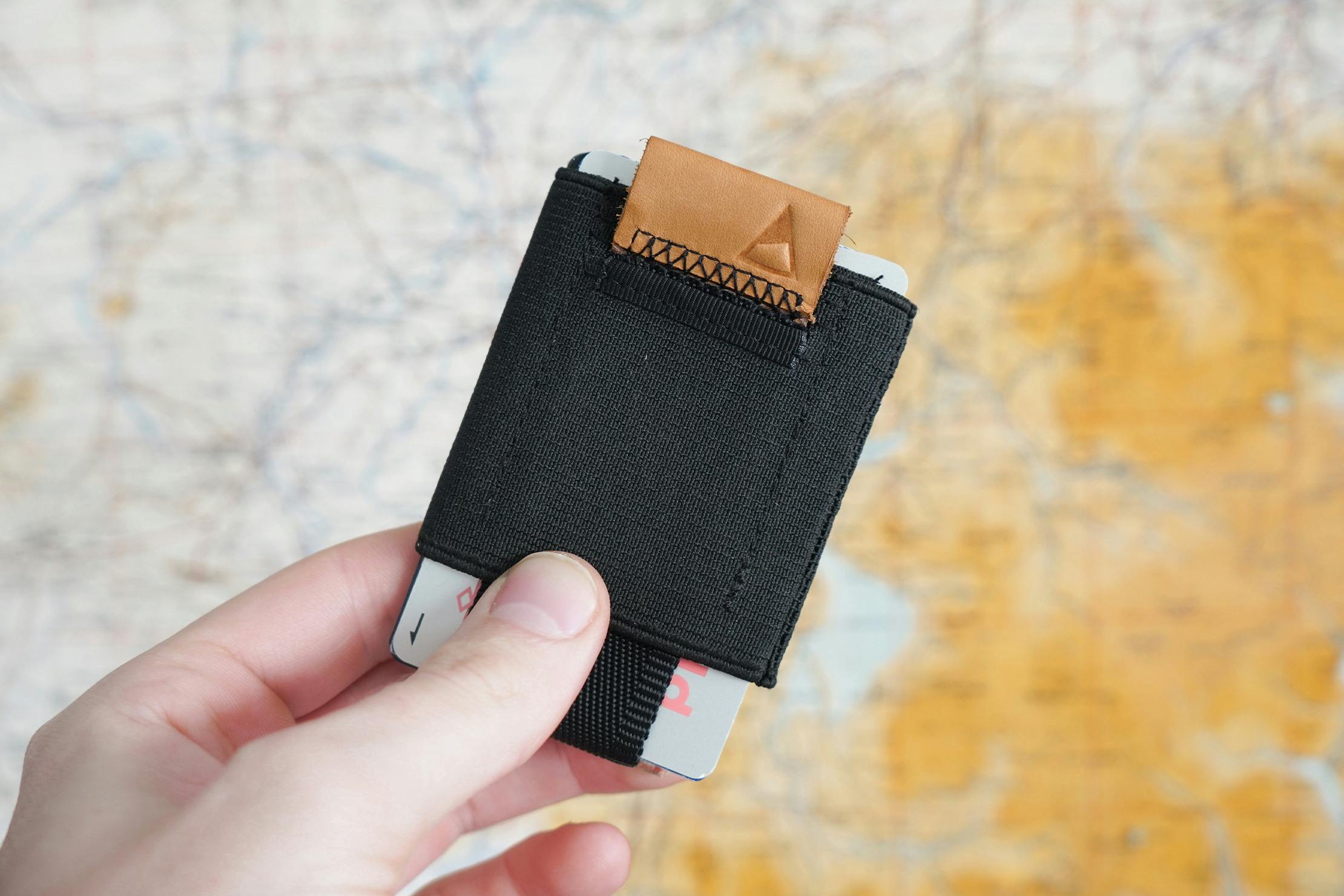 15 Best Minimalist Wallets For Men in | OPUMO Magazine