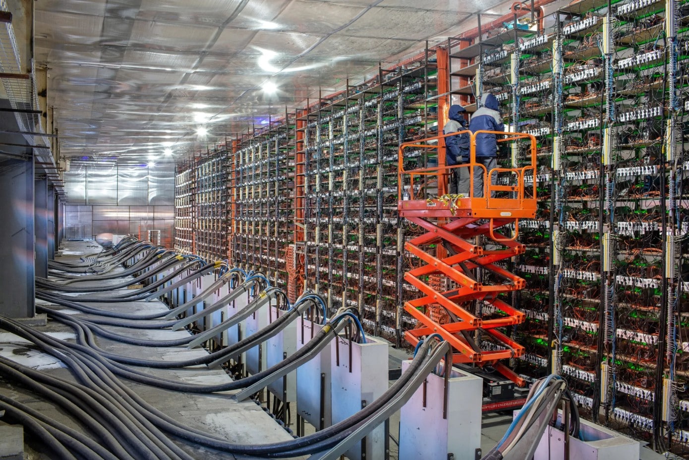 Bitcoin Miner Farm