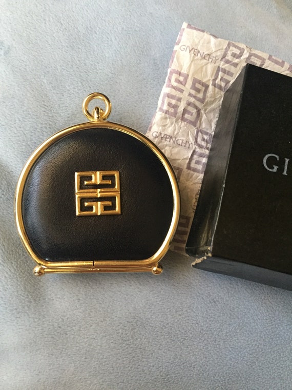 CHANEL mini coin purse Boy CHANEL lambskin matrasse with card and box from Japan - Athena OKAS