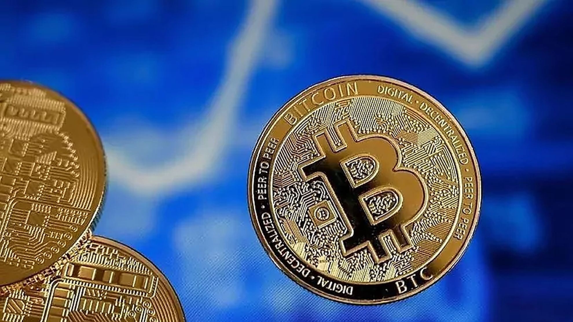 You can now invest in bitcoin ETFs. But should you? | CNN Business