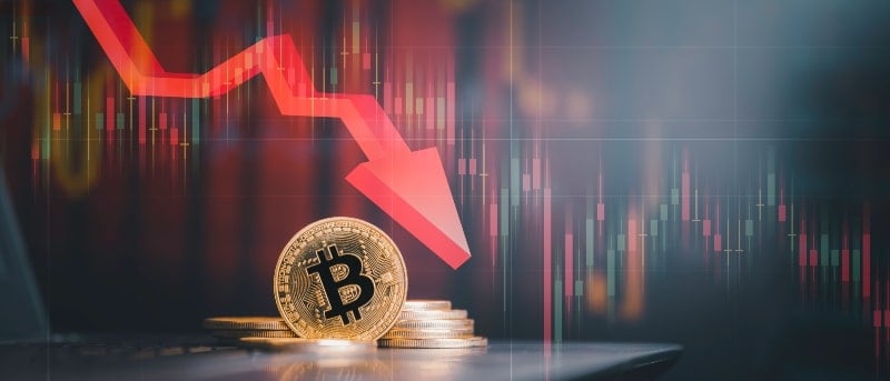 Fund tracking inverse of bitcoin futures hits all-time low as cryptocurrency rallies | Reuters