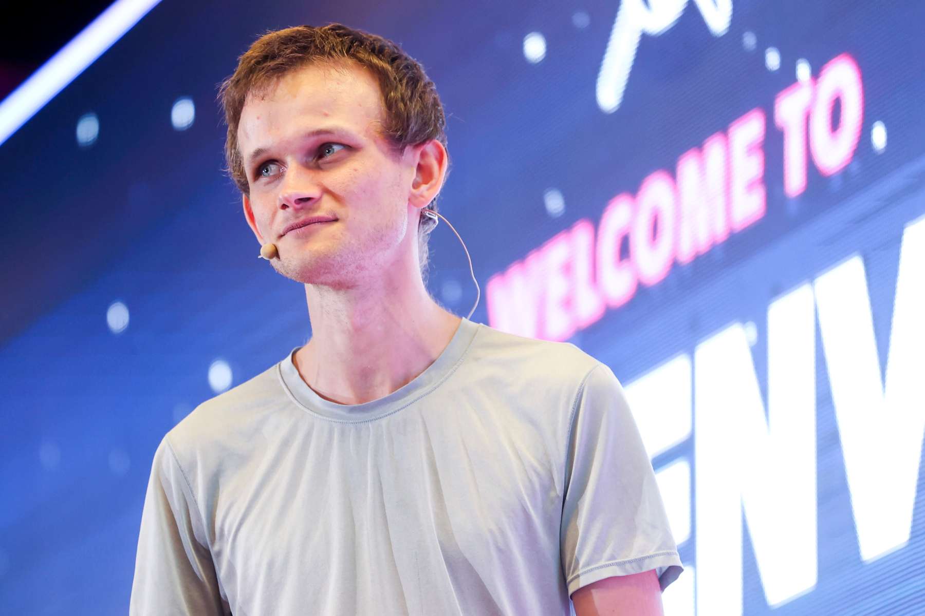 Vitalik Buterin Transfers Half Million in ETH to Major Exchange, While Ethereum Price Soars