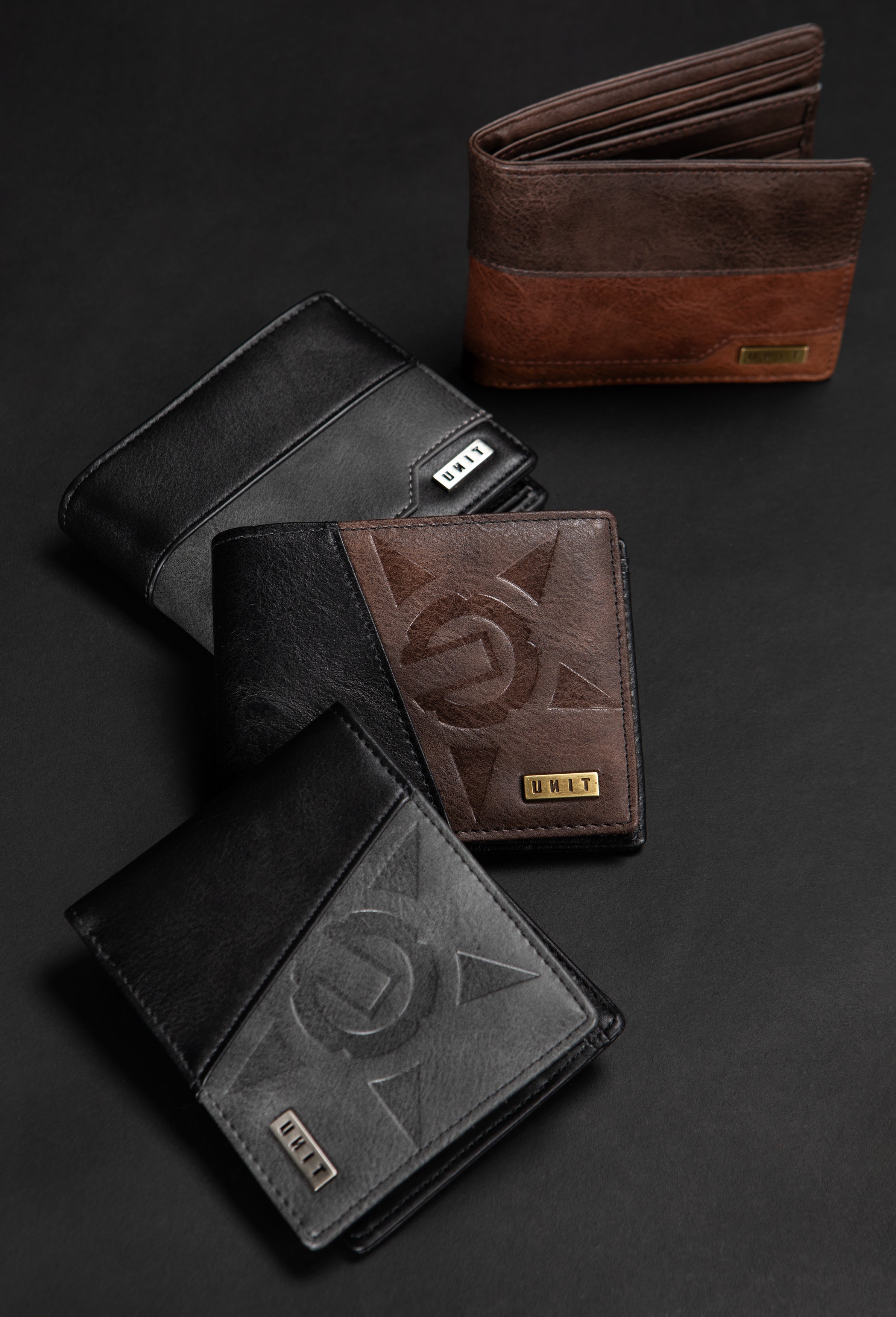 Parliament Leather Wallet | Trackable | 12 cards & Cash | Ekster®