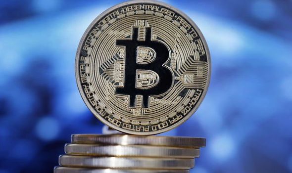 Bitcoin briefly notches new all-time high before dropping again – DL News